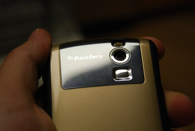 Illustration for article titled T-Mobile's Wi-Fi BlackBerry Curve Is Fo' Real and Quite Tasty